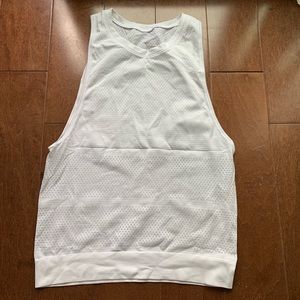 Lululemon muscle tank
